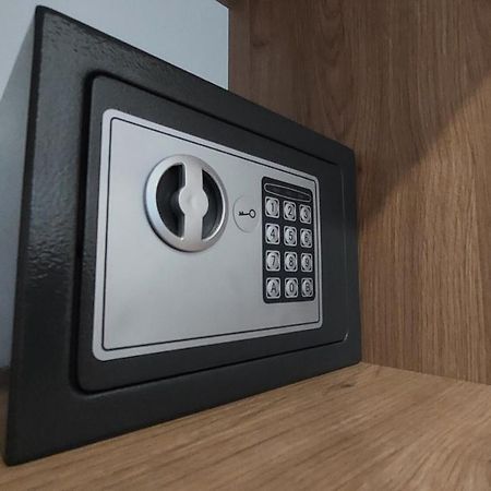 Falcon Boutique Hotel Tbiliszi Kültér fotó