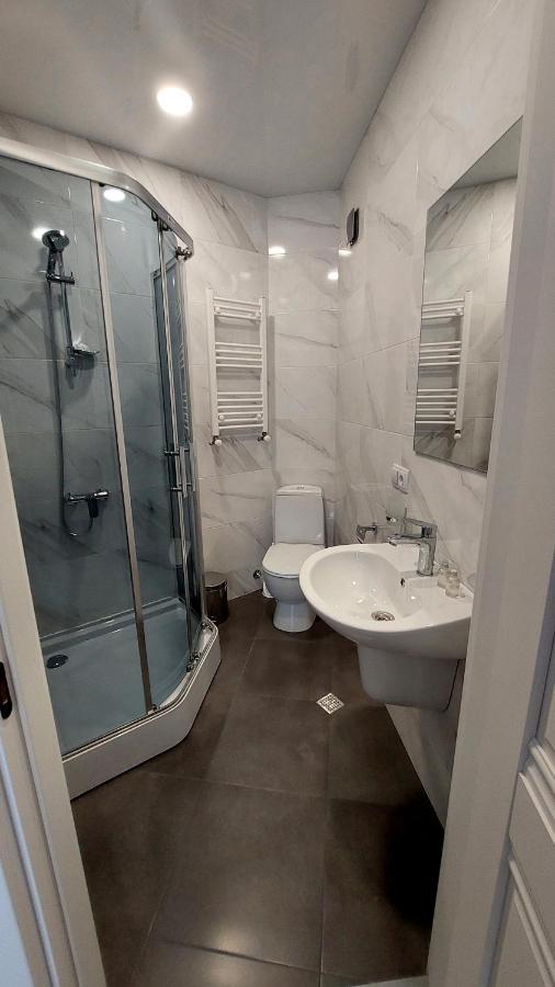 Falcon Boutique Hotel Tbiliszi Kültér fotó