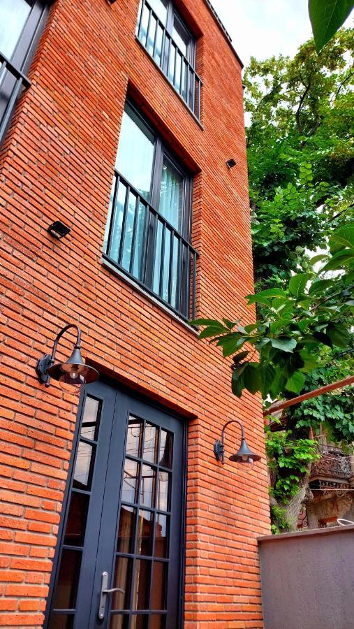 Falcon Boutique Hotel Tbiliszi Kültér fotó