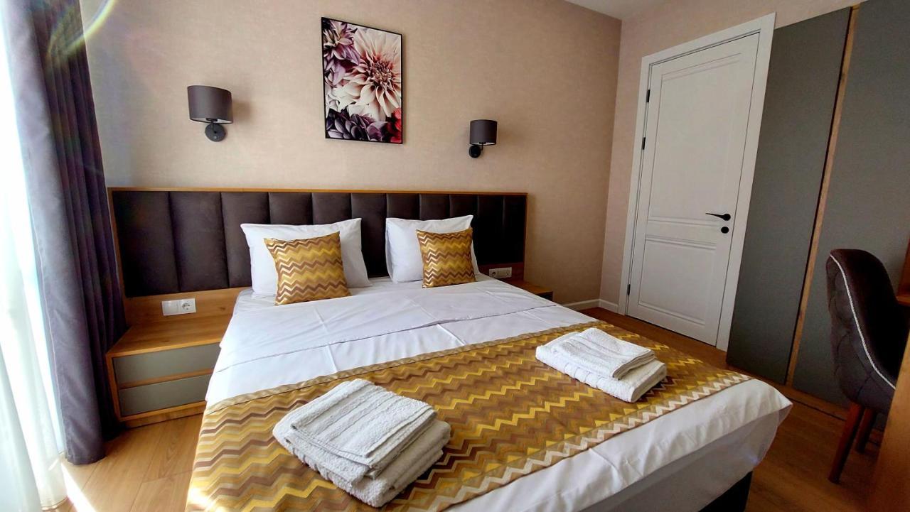 Falcon Boutique Hotel Tbiliszi Kültér fotó