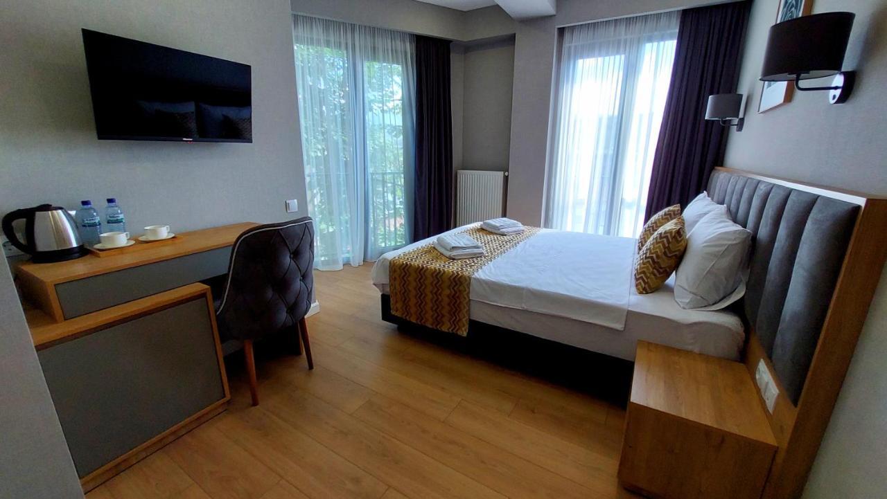 Falcon Boutique Hotel Tbiliszi Kültér fotó